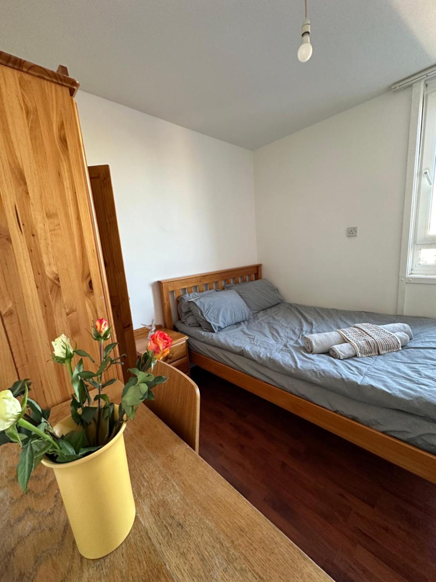 Elkington Point Bed & Breakfast Londra Exterior foto